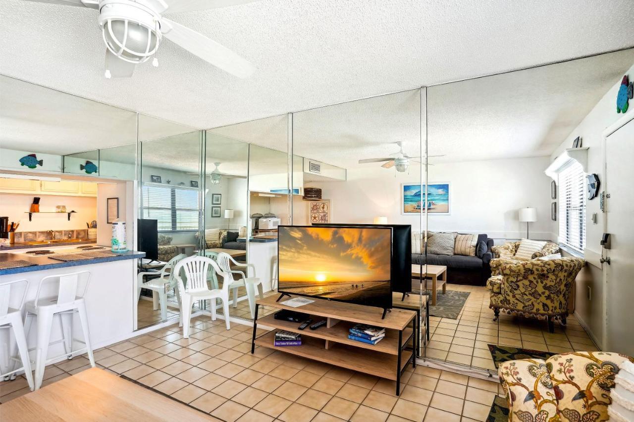 Sunset Chateau 409 St. Pete Beach Esterno foto