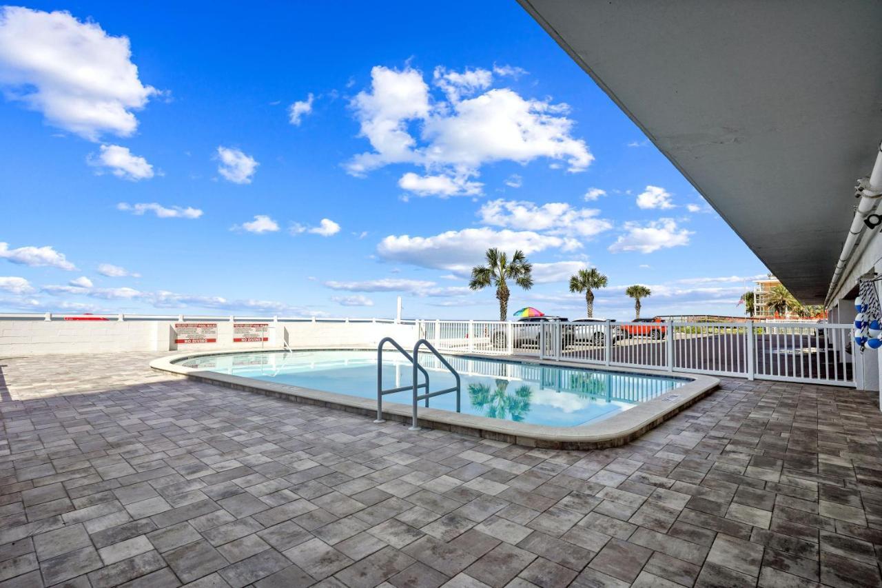 Sunset Chateau 409 St. Pete Beach Esterno foto